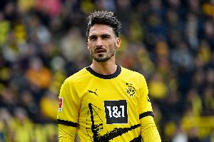 体图:胡梅尔斯确定不会以球员身份回归多特,而是可能进入管理层